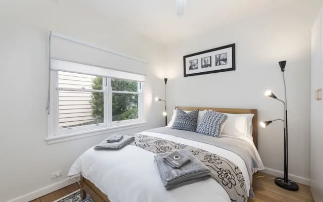 Hillside House - photo 4