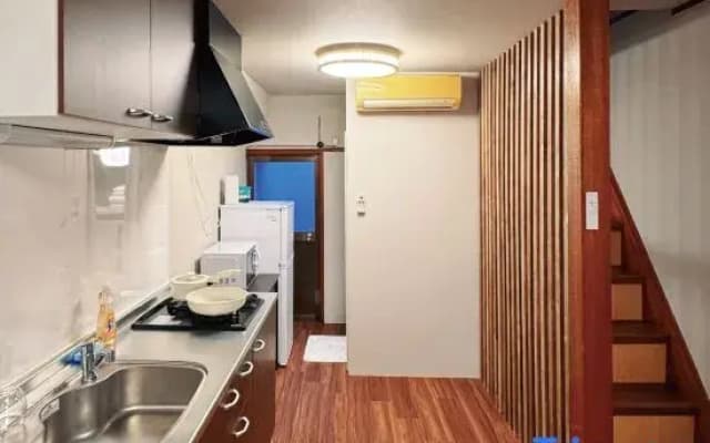 JIAJIA｜2-4 guests，1 bedroom，1 toilet，2 living rooms，1 kitchen - photo 2