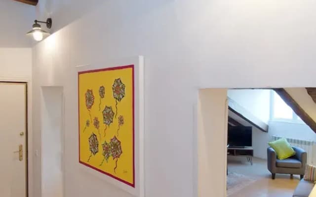Duplex Plaza Santa Ana - photo 5