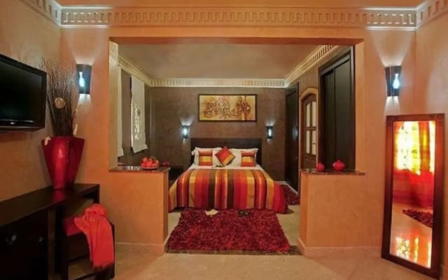 Sublime Villa 11 Suites Pool - photo 4