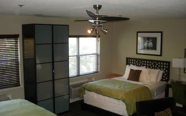 The Eo Inn - Downtown - photo 5