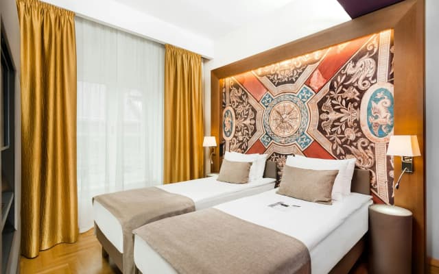 Hotel Moments Budapest - photo 4