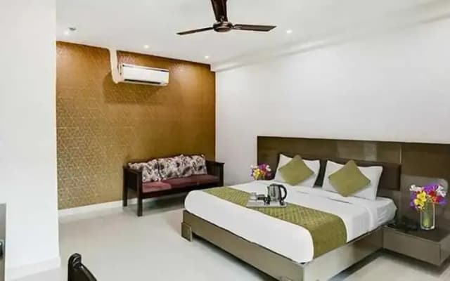 Fabhotel 19 West - photo 5