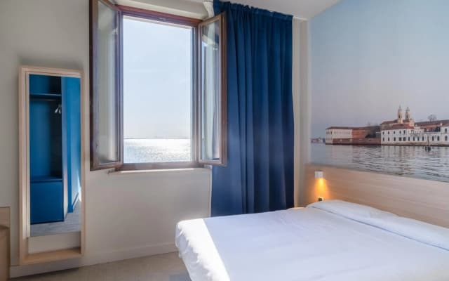 Hotel Acropole - photo 3