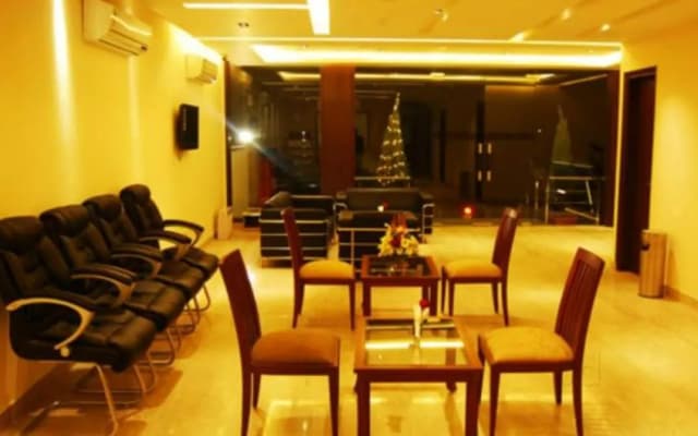 Hotel Shhaurya - photo 3