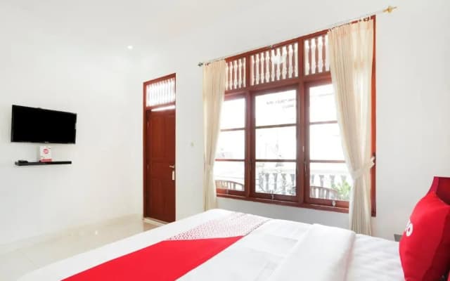 Hotel O Ceria Guesthouse SeminyakNearSeminyak Beach - photo 4