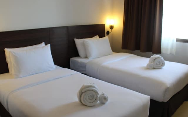 Pas Cher Hotel, Bangkok - photo 3
