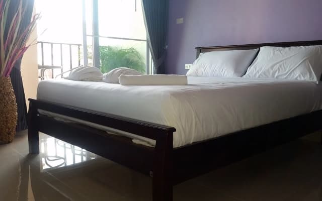 Patumnak Beach Guesthouse - photo 4