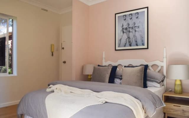 Sun-drenched 1 Bed Studio Apartment In Newtown - photo 4