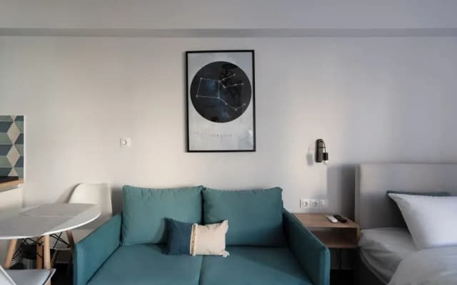 Orion Stunning Studio in Athens - photo 5
