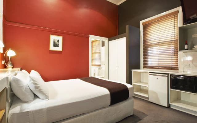 Tolarno Hotel - photo 2