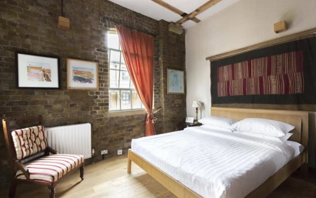 onefinestay - Shad Thames private homes - photo 2
