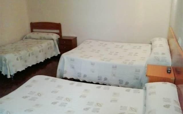 Hostal Alonso No Limit Madrid - photo 2