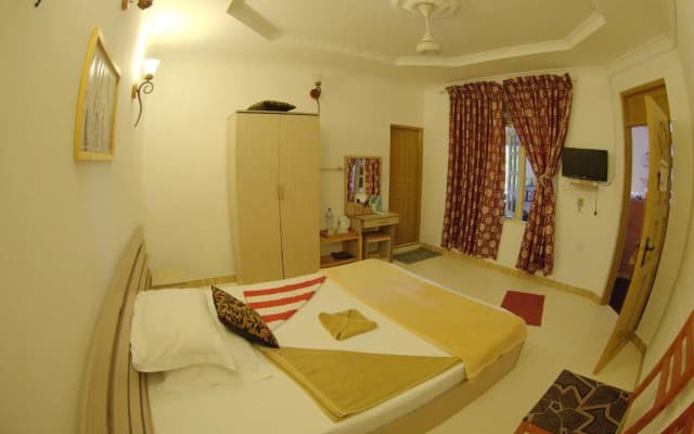 Equity Beach Inn - photo 4