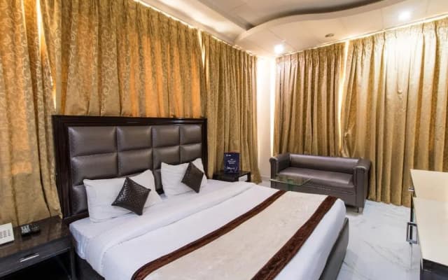 Capital O 980 Hotel Ramhan - photo 4