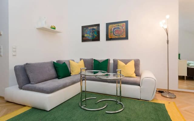 Jupiter Apartment Esslinggasse - photo 4