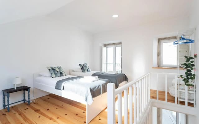 FLH Mouraria Charming Flat III - photo 3