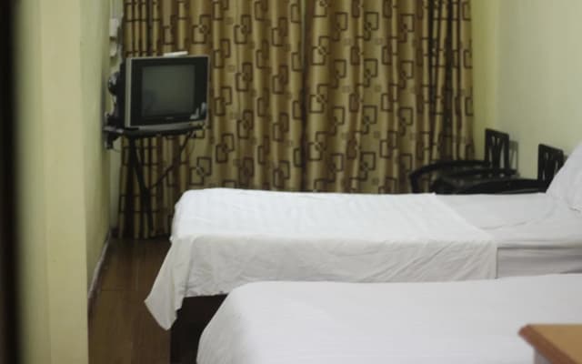Hanoi Caballos Hotel - photo 2