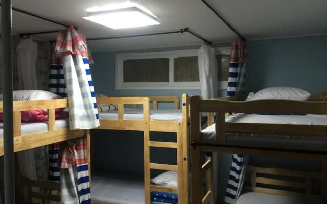 Housetay Guesthouse 2nd Branch - Hostel - photo 3