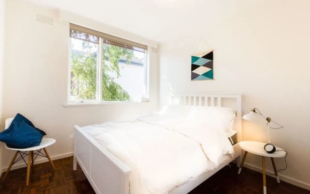 Rosie 2Bdr Stkilda Apartment - photo 2