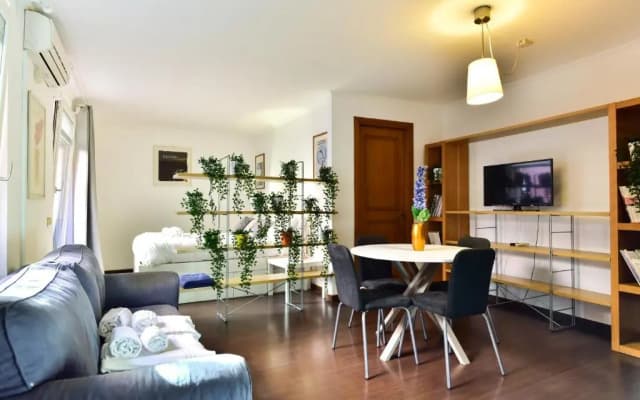 My Piazza Navona Dream Split Level Apartment - Top Collection - photo 2