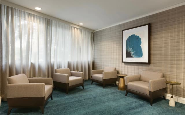 Hilton Miami Airport Blue Lagoon - photo 3