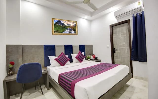 Hotel S B Inn - photo 5