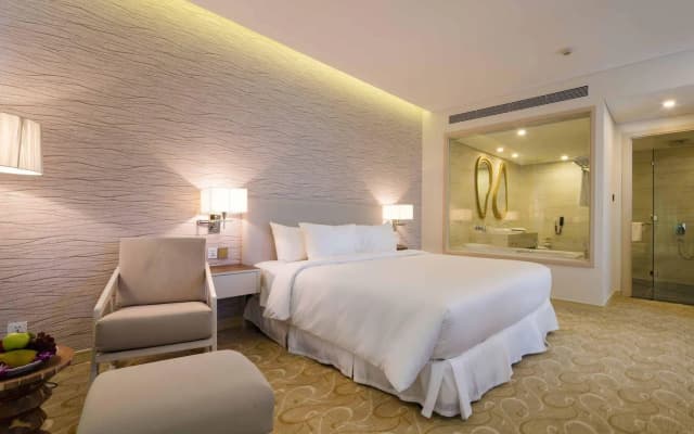 Diamond Bay Condotel - photo 4