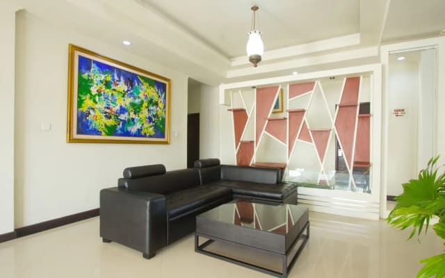 Maxi Hotel Kedonganan - photo 2