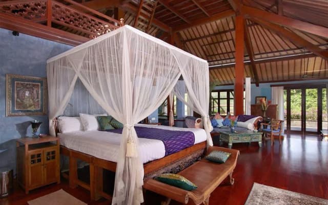 Pelangi Estate - photo 2
