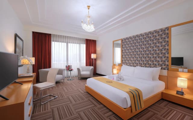 Merlynn Park Hotel - photo 5