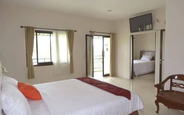 Tuban Torres Accommodation - photo 4