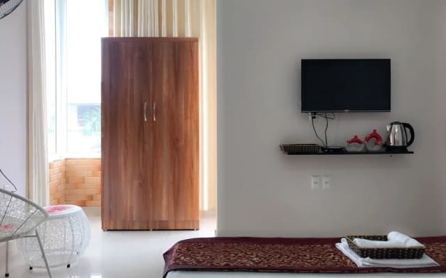 Sky Halong Hotel - photo 4
