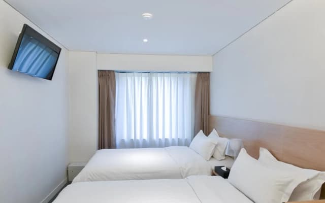 I.T.W. Hotel - photo 2