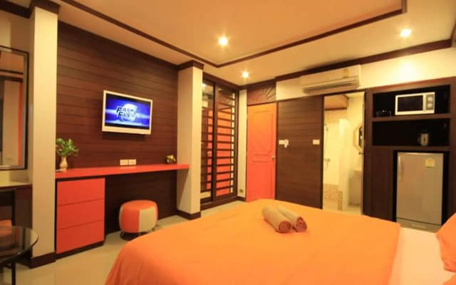 The Palm Delight Lodge - photo 5