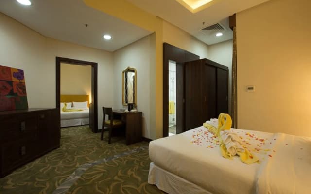 Green Garden Hotel - photo 4