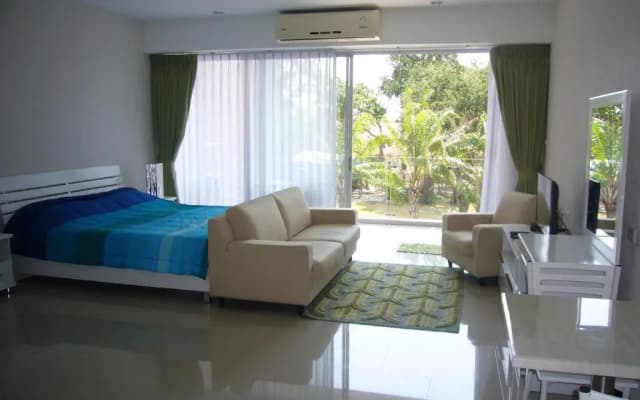 Chic Condo Unit A303, A306, A307, A308, A406 - photo 3