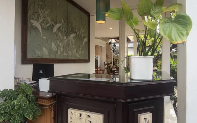 Miraa Guest House & Resto - photo 2
