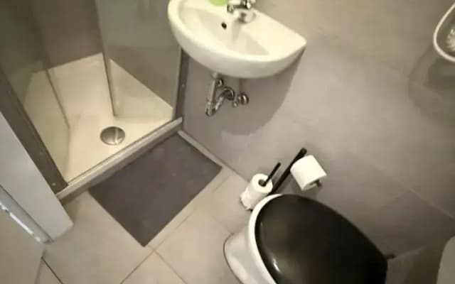 Value 1BR Apt Close to Westbahnhof - photo 5