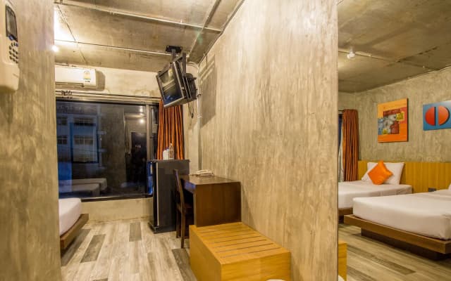 B2 Mahidol Boutique & Budget Hotel - photo 2