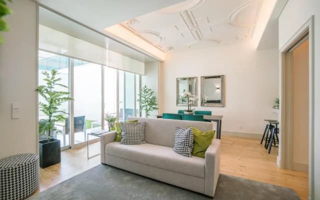 Courtyard & Elegance Apartment - photo 3