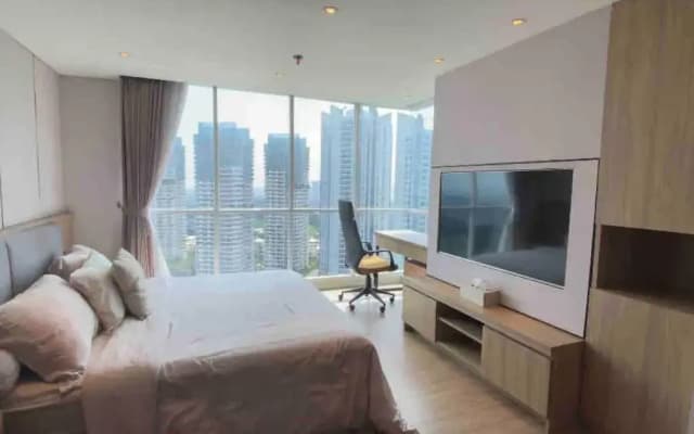 3BR apt Springhill Terrace, golf view - photo 3