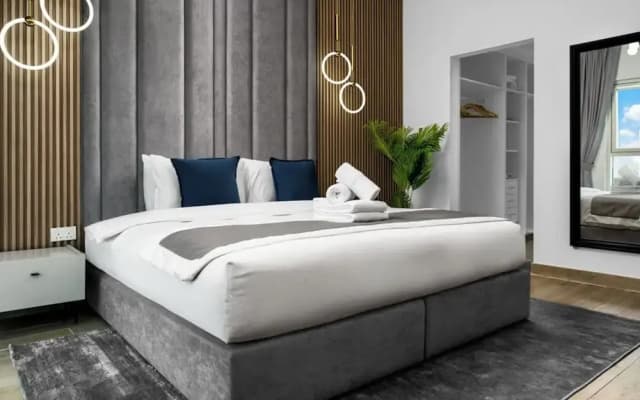 Desert Key - Perfectly Located Yas Island Premier Apts - photo 4