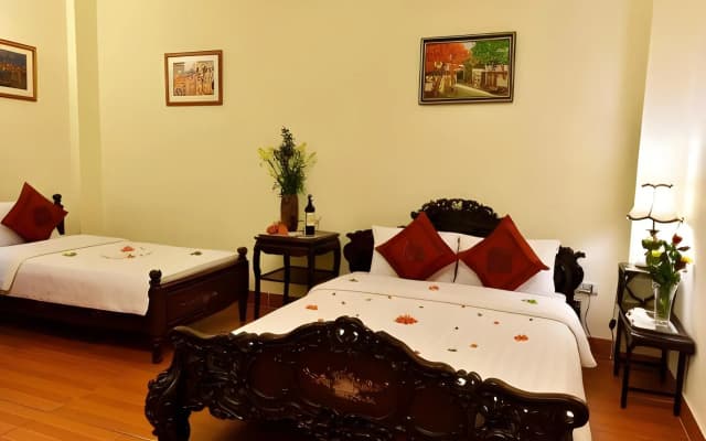 Ibiz City Hostel - photo 2