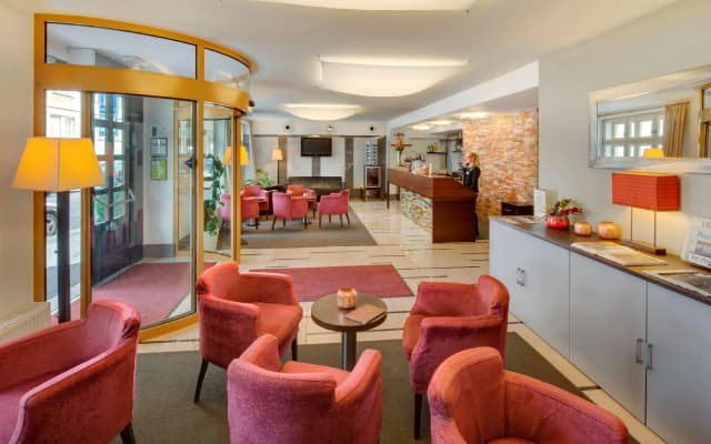 Hotel Clement - photo 2