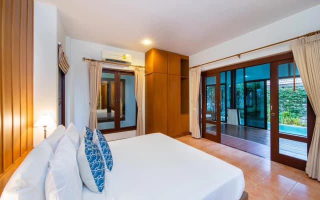 Blu Marine Hua Hin Resort and Villas - photo 4