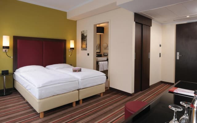 Leonardo Hotel Berlin - photo 3