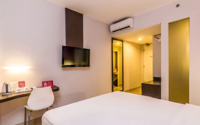 ZEN Rooms Kuta ByPass Ngurah Rai - photo 4