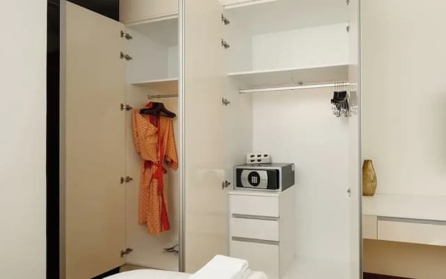 Beautiful Apt with a Pool - photo 2