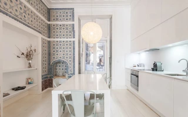 Baixa Tile Blue Two-Bedroom Apartment - by LU Holidays - photo 3